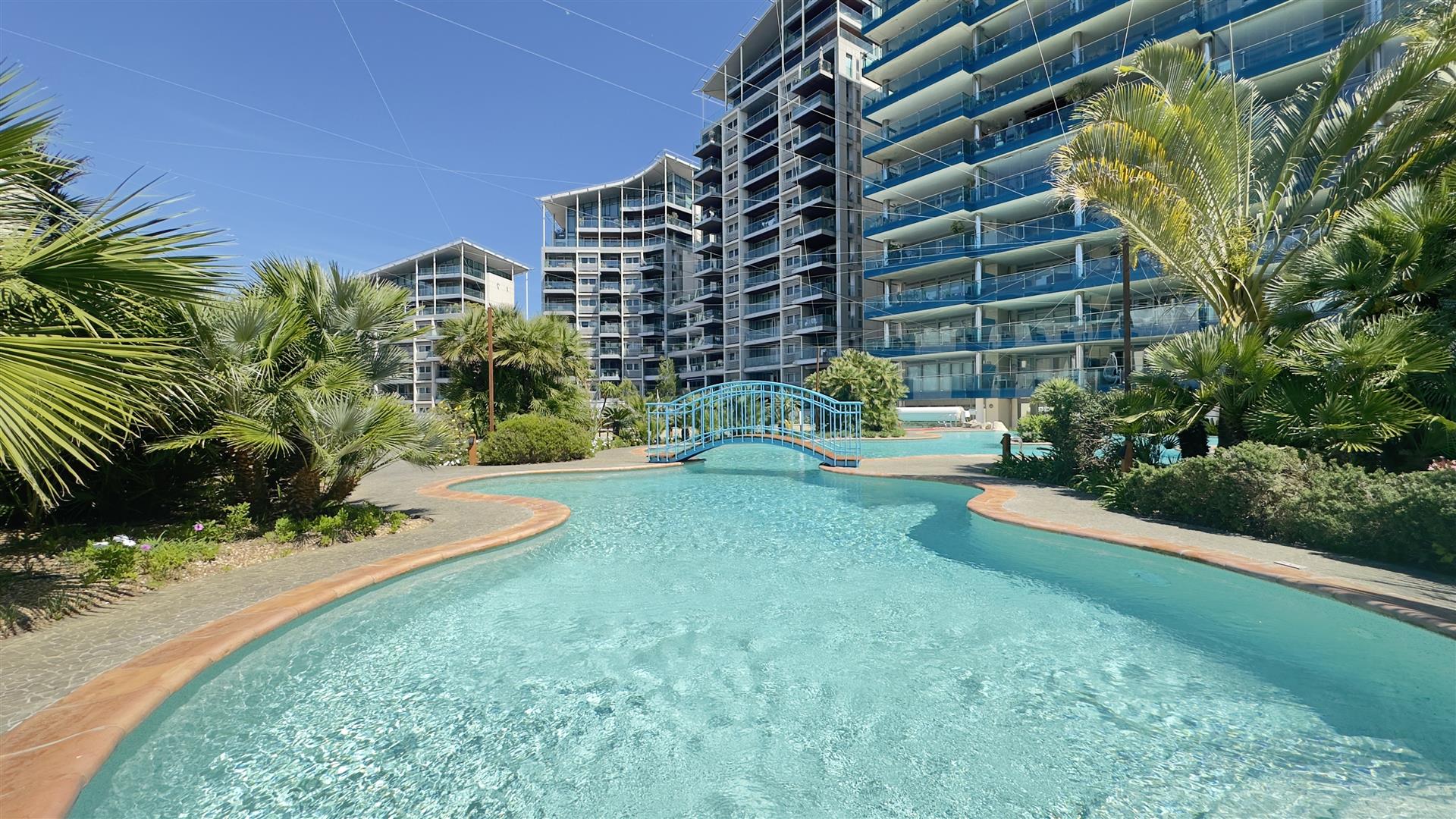 Image of Apartment - 2 Bedrooms - 2 Bathrooms for Rental in Ocean Village-Gibraltar, Image 3